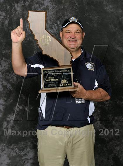 Thumbnail 1 in Central Catholic (CIF State D4 Final Awards) photogallery.