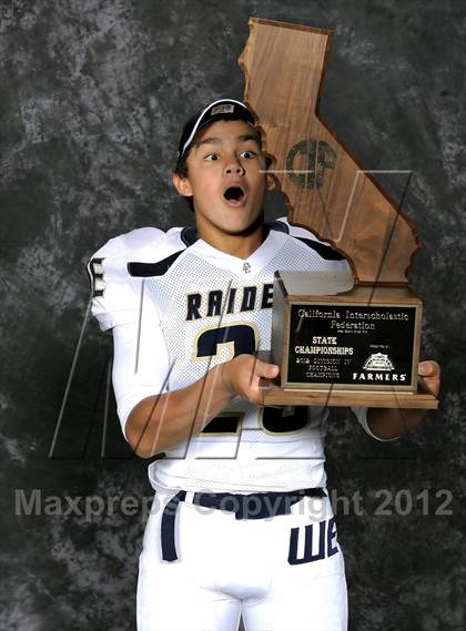 Thumbnail 3 in Central Catholic (CIF State D4 Final Awards) photogallery.