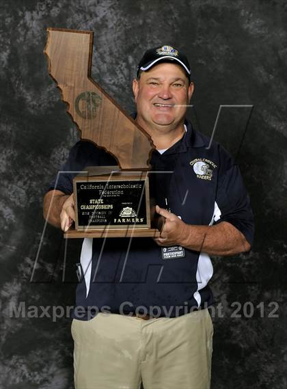 Thumbnail 3 in Central Catholic (CIF State D4 Final Awards) photogallery.