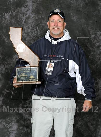 Thumbnail 2 in Central Catholic (CIF State D4 Final Awards) photogallery.
