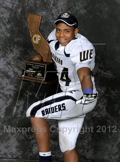 Thumbnail 2 in Central Catholic (CIF State D4 Final Awards) photogallery.