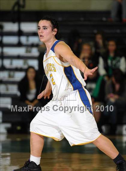 Thumbnail 2 in Dixon vs. Wood (Ram Jam Winter Classic) photogallery.