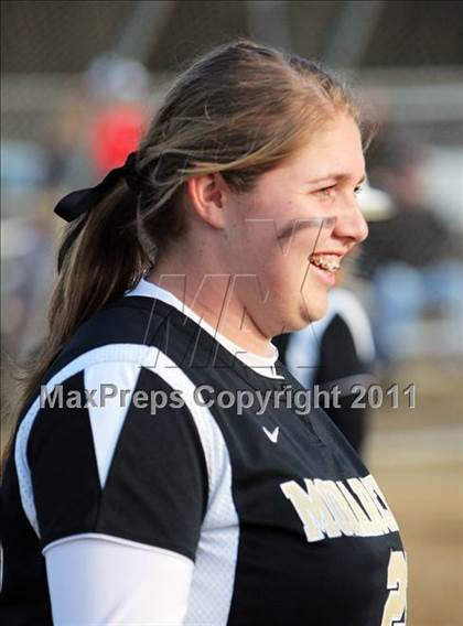 Thumbnail 1 in Archbishop Mitty @ Burlingame photogallery.