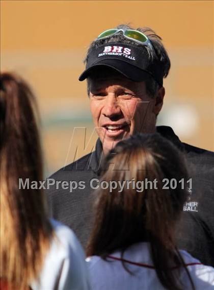 Thumbnail 2 in Archbishop Mitty @ Burlingame photogallery.