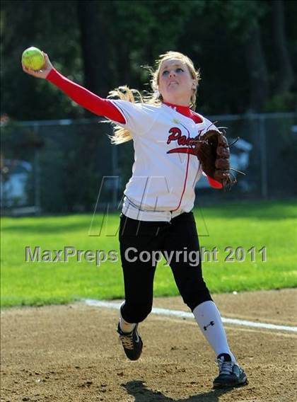 Thumbnail 1 in Archbishop Mitty @ Burlingame photogallery.