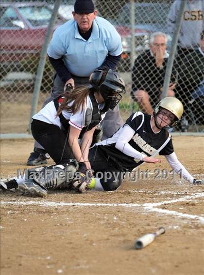Thumbnail 3 in Archbishop Mitty @ Burlingame photogallery.