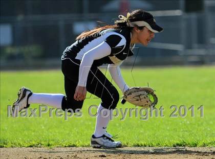 Thumbnail 2 in Archbishop Mitty @ Burlingame photogallery.