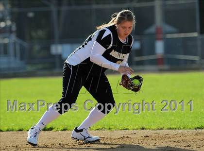 Thumbnail 3 in Archbishop Mitty @ Burlingame photogallery.