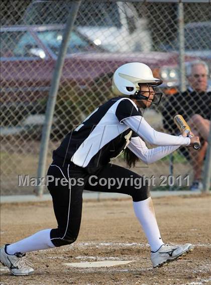 Thumbnail 2 in Archbishop Mitty @ Burlingame photogallery.