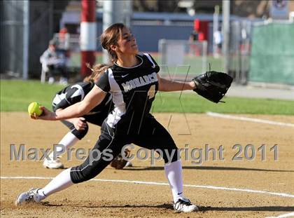 Thumbnail 1 in Archbishop Mitty @ Burlingame photogallery.