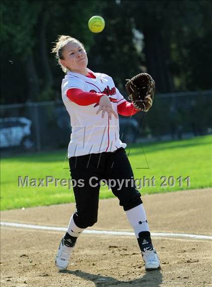 Thumbnail 2 in Archbishop Mitty @ Burlingame photogallery.