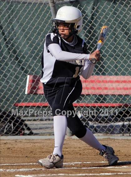 Thumbnail 1 in Archbishop Mitty @ Burlingame photogallery.