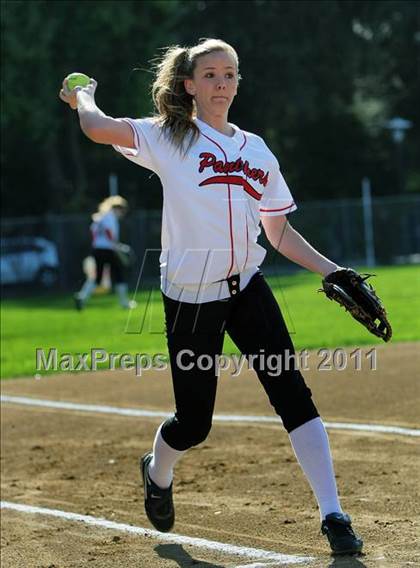 Thumbnail 1 in Archbishop Mitty @ Burlingame photogallery.