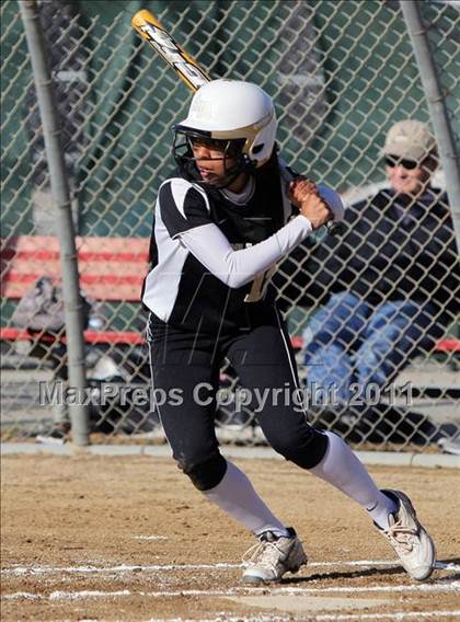 Thumbnail 2 in Archbishop Mitty @ Burlingame photogallery.