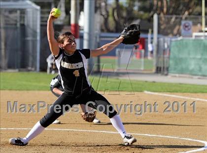 Thumbnail 3 in Archbishop Mitty @ Burlingame photogallery.