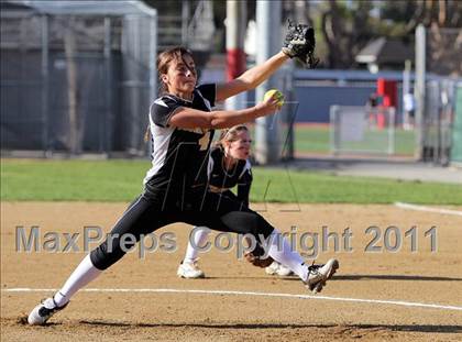 Thumbnail 2 in Archbishop Mitty @ Burlingame photogallery.