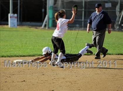 Thumbnail 2 in Archbishop Mitty @ Burlingame photogallery.