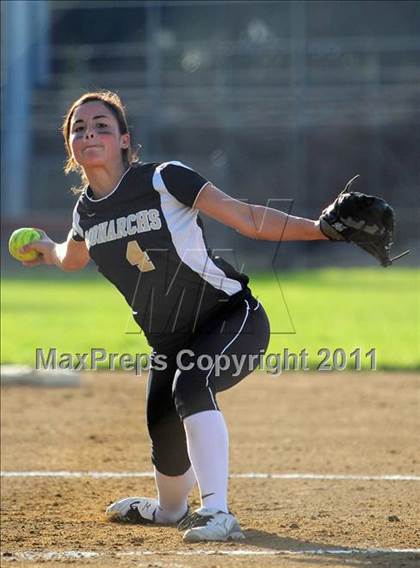 Thumbnail 2 in Archbishop Mitty @ Burlingame photogallery.