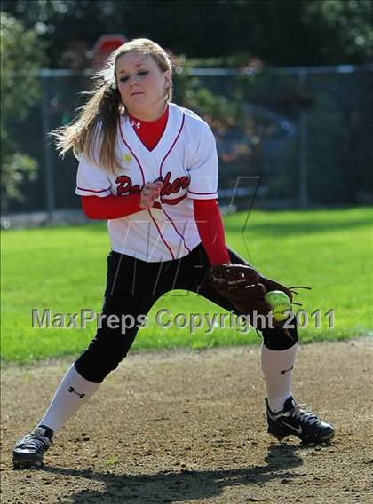 Thumbnail 3 in Archbishop Mitty @ Burlingame photogallery.
