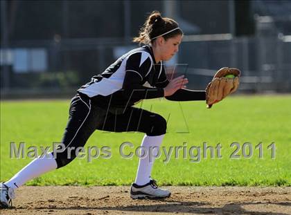 Thumbnail 3 in Archbishop Mitty @ Burlingame photogallery.