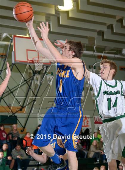 Thumbnail 3 in Pierce vs. Dixion (Ram Jam Winter Classic) photogallery.