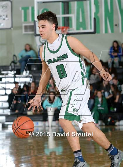Thumbnail 2 in Pierce vs. Dixion (Ram Jam Winter Classic) photogallery.
