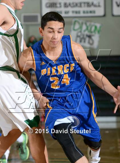 Thumbnail 1 in Pierce vs. Dixion (Ram Jam Winter Classic) photogallery.