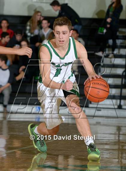 Thumbnail 3 in Pierce vs. Dixion (Ram Jam Winter Classic) photogallery.