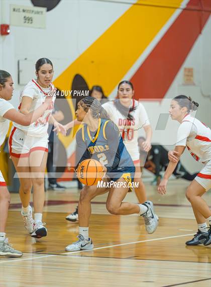 Thumbnail 2 in Sonora vs. Sierra Vista photogallery.