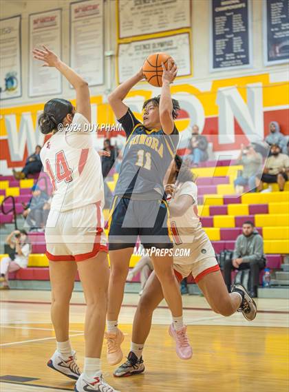 Thumbnail 3 in Sonora vs. Sierra Vista photogallery.