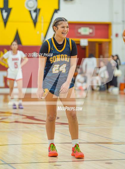 Thumbnail 2 in Sonora vs. Sierra Vista photogallery.