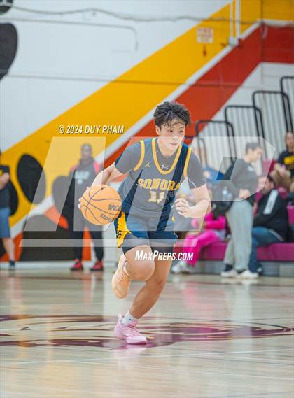 Thumbnail 1 in Sonora vs. Sierra Vista photogallery.