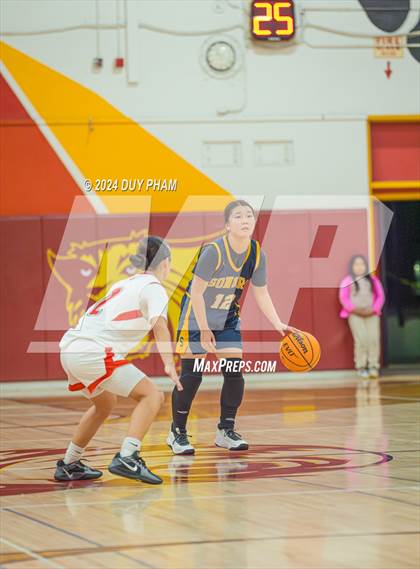 Thumbnail 1 in Sonora vs. Sierra Vista photogallery.