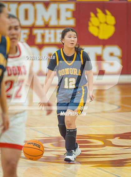 Thumbnail 1 in Sonora vs. Sierra Vista photogallery.