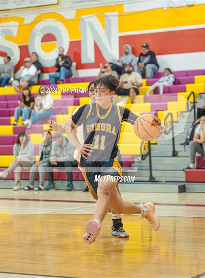 Thumbnail 1 in Sonora vs. Sierra Vista photogallery.
