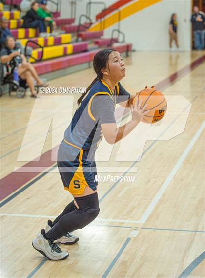Thumbnail 2 in Sonora vs. Sierra Vista photogallery.