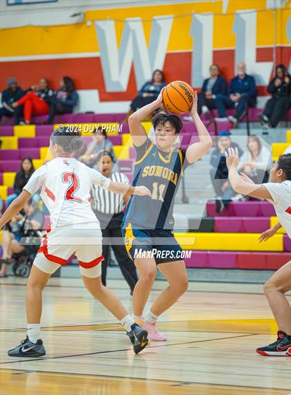 Thumbnail 1 in Sonora vs. Sierra Vista photogallery.