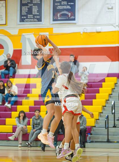 Thumbnail 3 in Sonora vs. Sierra Vista photogallery.