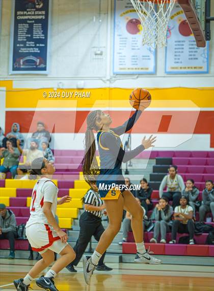 Thumbnail 3 in Sonora vs. Sierra Vista photogallery.