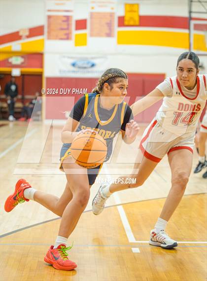 Thumbnail 1 in Sonora vs. Sierra Vista photogallery.