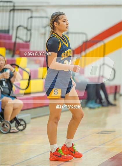 Thumbnail 2 in Sonora vs. Sierra Vista photogallery.