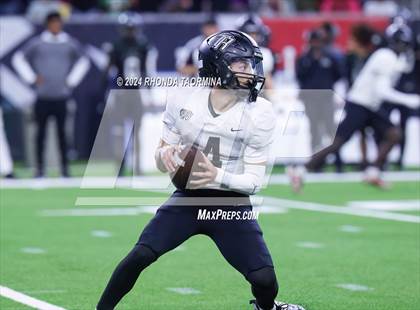 Thumbnail 1 in Iowa Colony vs. Randle (UIL 5A D2 Football Region III Quarterfinal) photogallery.