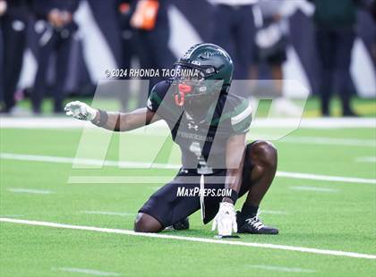 Thumbnail 1 in Iowa Colony vs. Randle (UIL 5A D2 Football Region III Quarterfinal) photogallery.