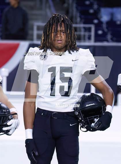 Thumbnail 2 in Iowa Colony vs. Randle (UIL 5A D2 Football Region III Quarterfinal) photogallery.