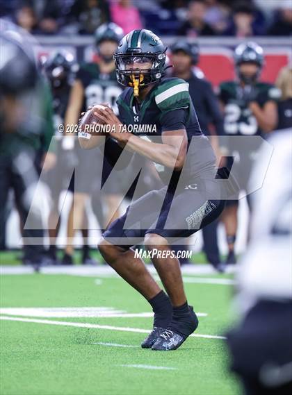 Thumbnail 1 in Iowa Colony vs. Randle (UIL 5A D2 Football Region III Quarterfinal) photogallery.