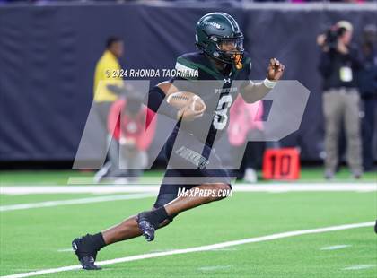 Thumbnail 3 in Iowa Colony vs. Randle (UIL 5A D2 Football Region III Quarterfinal) photogallery.