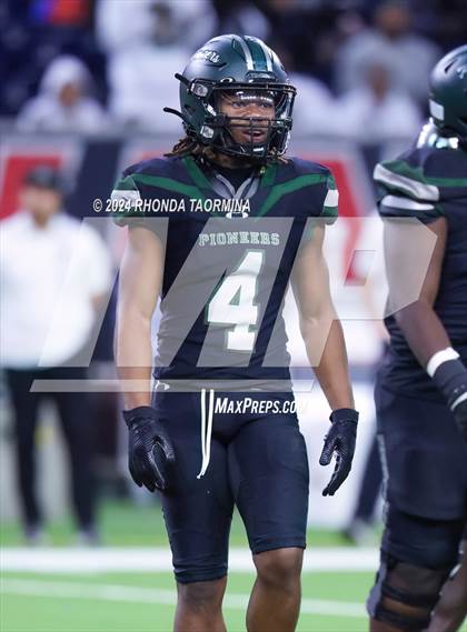 Thumbnail 3 in Iowa Colony vs. Randle (UIL 5A D2 Football Region III Quarterfinal) photogallery.