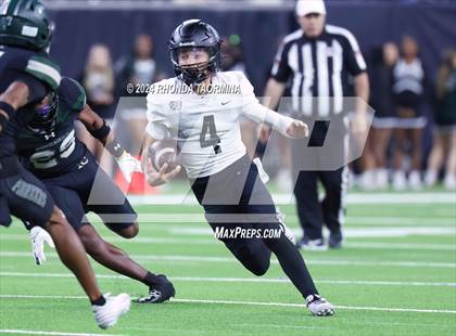 Thumbnail 2 in Iowa Colony vs. Randle (UIL 5A D2 Football Region III Quarterfinal) photogallery.