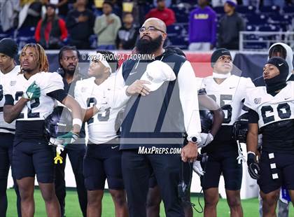 Thumbnail 1 in Iowa Colony vs. Randle (UIL 5A D2 Football Region III Quarterfinal) photogallery.