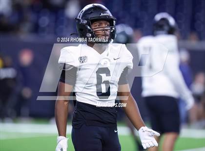 Thumbnail 3 in Iowa Colony vs. Randle (UIL 5A D2 Football Region III Quarterfinal) photogallery.